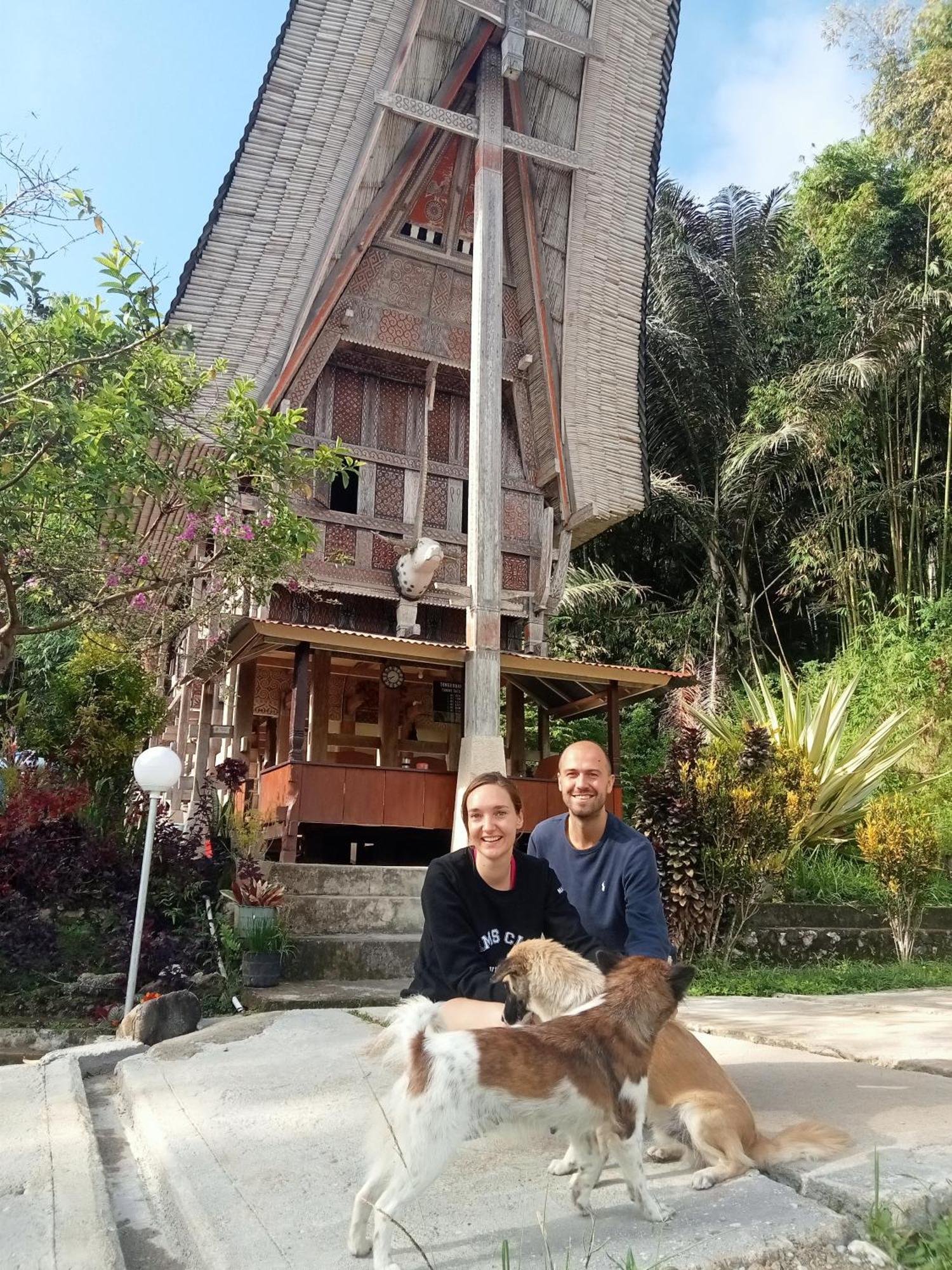 Nuansa Homestay Authentic&Hospitality Rantepao Exterior photo